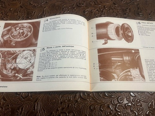 Renault 12 Booklet Car Use and Maintenance Vintage Original 1973