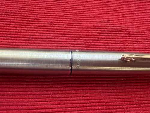 Parker Stylo-Plume Stylo à Plume 45 Satin Chrome Poli Stylo Plume F Écrit