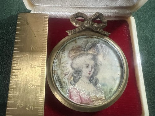 🔴 RENNERY ciondolo miniatura ritratto donna dipinto mano ottone antica