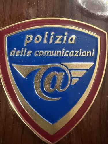 🔴 Crest POLIZIA DELLE COMUNICAZIONI scudo legno lucidato e smalti h 15