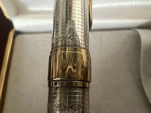Unoargento Stylo-Plume Sphère Argent 925 Guillocchè Profils Doré Écrit Trousse