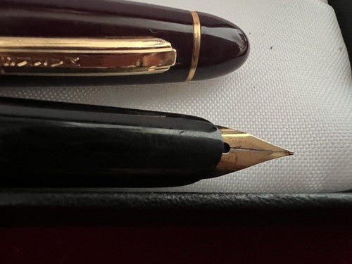 Marksman Stylo-Plume Stylo à Plume Bordeaux Profils Doré à Cartouche Écrit Cru
