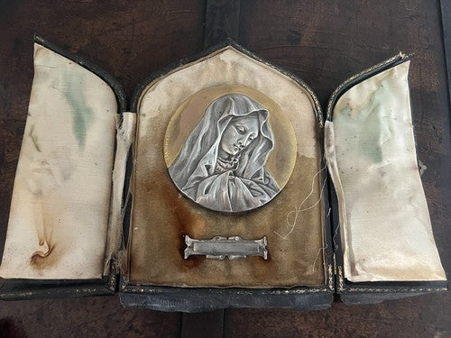 🔴 DESVERGNES Madonna medaglione metallo cesellato RILIEVO base di pelle vintage