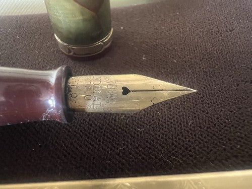 🔴 WATERMAN'S marbled celluloid lever fountain pen with antique GOLD nib 