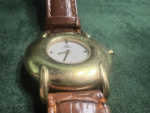 Fendi Montre Homme Femme Plaqué Or 400J Quartz Saphir Cabouchon 37 MM