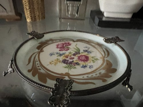Limoges Cendrier Porcelaine Fleurs Peinte à la Main Profils Bronze Vintage 
