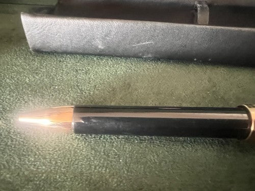 Aurora Stylo-Plume Sphère Tu Laque Noire Profils Or Rose Avec Trousse 