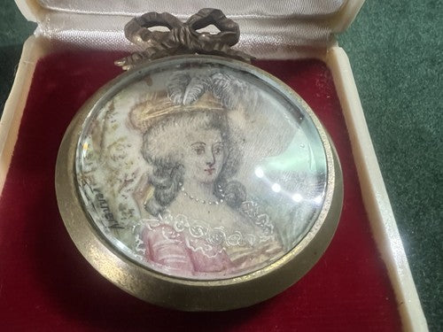 🔴 RENNERY ciondolo miniatura ritratto donna dipinto mano ottone antica