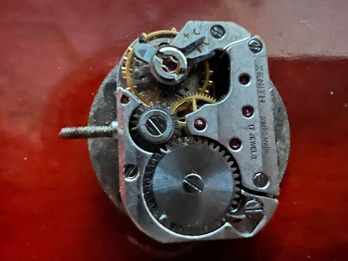 Zenith Mouvement Montre Cadran Mains Mouvement Manuel Examen