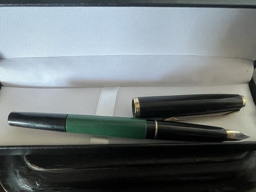 🔴 PELIKAN Füllfederhalter grün schwarz MK10 Kolbenkappe beschädigt 1 