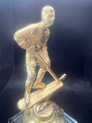 OKEY Player Mascot Car Badge With Vintage Stand In Gold Metal