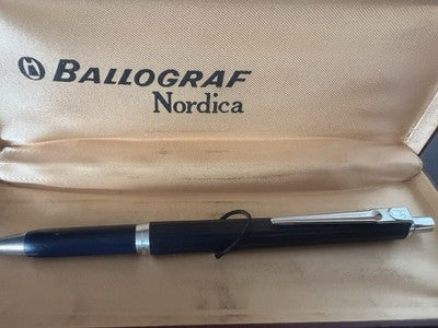 Stylo À Bille Nordique À Bouton Poussoir Bleu Chromé Écrit Vintage