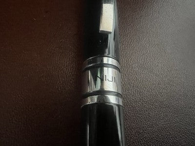 Niji Stylo-Plume Stylo à Plume Laque Noire Profiles Chrome Iridium 2 Trousse 