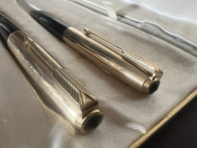 Parker Stylo-Plume Stylo à Plume 61 Flèche Doré Gravé Et Crayon Mécanique Cru 