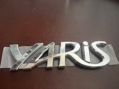 🔴 TOYOTA YARIS car emblem logo lettering 