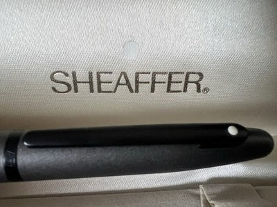 Sheaffer Pen Fountain Pen No Nonsense 590 Lacquer Grey Satin Pen (M)