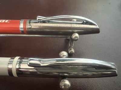 Pelikan Penne à Bille Laque Jazz Blanque Orange Publicité Vintage Chromé 