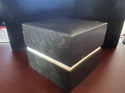 🔴 MONTBLANC scatola orologio originale con cuscino 9,5×9,5 cm H 8