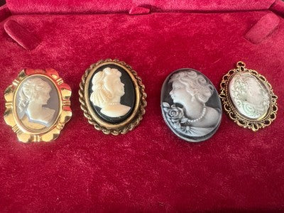 Italienische Cameos-Halskette, Anhänger, Brosche, Anhänger aus Natursteinen, 4 Stück, Vintage 