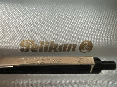 🔴 PELIKAN penna sfera PELIKAnina nera cromata a scatto scrive vintage