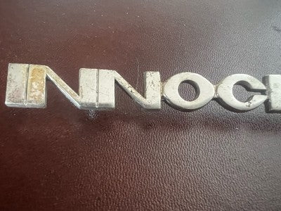 🔴 Stemma INNOCENTI AUSTIN auto scritta scritta emblema fregio logo ORIGINALE