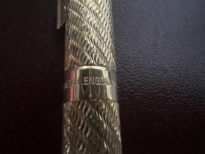 SHEAFFER vergoldeter Kugelschreiber mit Vintage-Etui im ​​Basrelief-Stil 