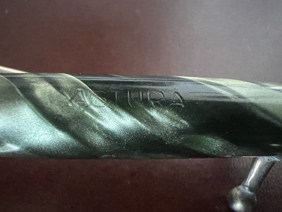 🔴 ASTURA penna stilografica verde celluloide pennino ORO 14 kt scrive vintage