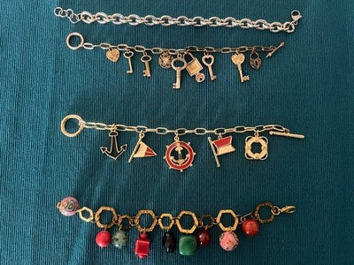 🔴 Bracciali bigiotteria con charms e ciondoli vintage N.6