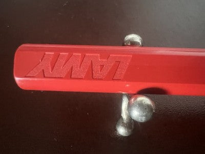 LAMY Stylo À Bille Safari Rouge En Resine Recharge Roller Écrit 