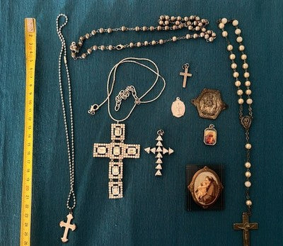 🔴 Collane vintage bigiotteria croci e rosari vintage anni ’70/’90 N.4