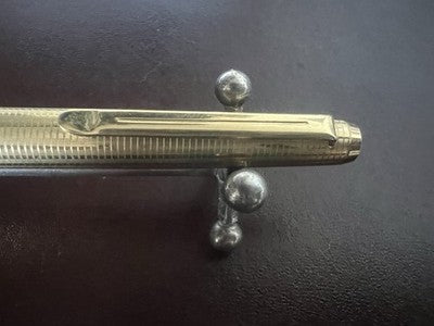 Lalex Stift Kugel Vergoldet Gold Guilloche Snap Vintage Mit Im Feld