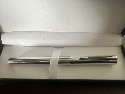 Waterman Stylo-Plume Stylo à Plume Graduate Chrome Pointe FA Cartouche 