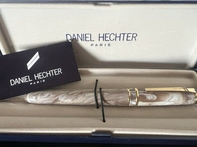 Daniel Hechter Stylo-Plume Sphère Résine Effet Marbre Français Écrit 