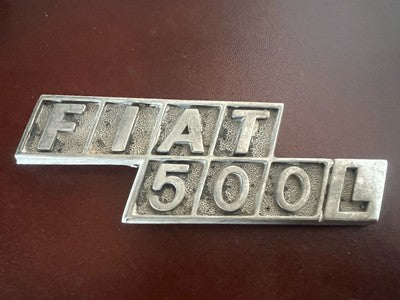 🔴 FIAT 500L stemma auto emblema fregio logo scritta metallo vintage A
