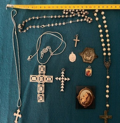 Necklaces Vintage Costume Jewelry Crosses And Rosaries Years ’70/’90 N.4