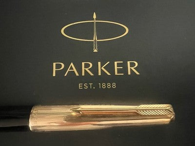 🔴 PARKER penna stilografica 61 nera pennino ORO freccia incisa scrive vintage