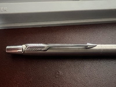 🔴 PARKER Imperial Classic Kugelschreiber in Chrom mit Etui B 