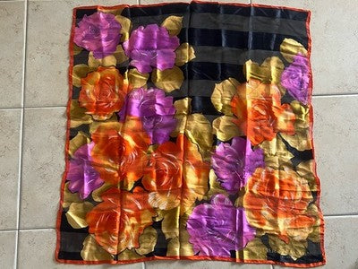 Balmain Foulard Woman Silk 85x88 CM Black with Flowers Rose with Box Vintage