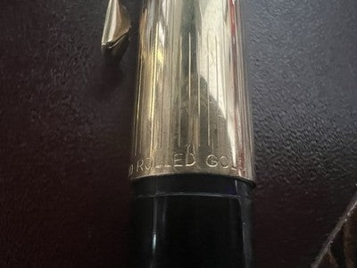 Pelikan 30 Pen Fountain Pen Black Hooded Laminated Gold Pen Gold 14k F