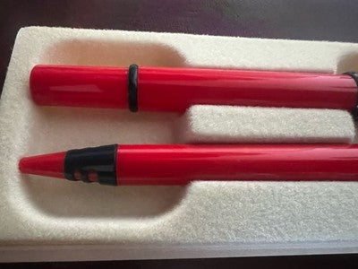 Auretta Stylo à Plume + Sphère Set Rouge Publicitaire Avec Boîte NOS 