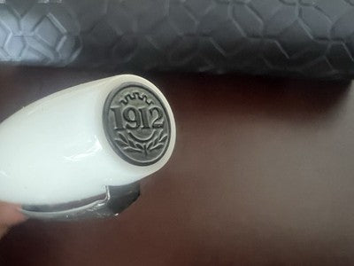 Montegrappa Fortuna Kugelschreiber, weiß, aus weißem Harz, brüniertes Metall, neuwertig 