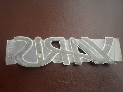 🔴 TOYOTA YARIS car emblem logo lettering 