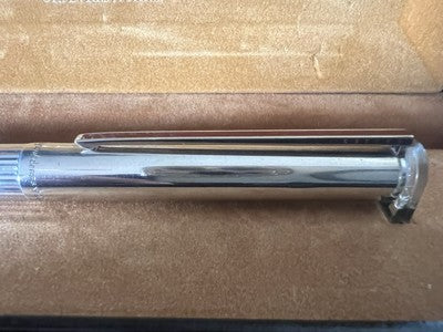 Dupont Silver Solid 925 Fountain Pen Gold 18 KT Nib Lacquer Clip