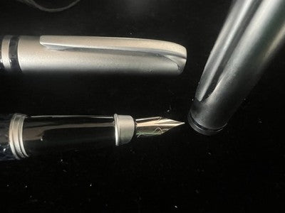 🔴 Penna stilografica cartuccia e sfera lacca cromata e pelle blu vintage NOS