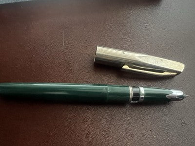 Stylo-Plume Stylo à Plume Vert Mécanisme À Piston Écrit Vintage 1950 C 