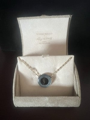 🔴 Collana YVES SAINT LAURENT ciondolo logo YSL metallo dorato vintage