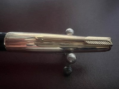 🔴 PARKER penna stilografica 61 nera pennino ORO freccia incisa scrive vintage