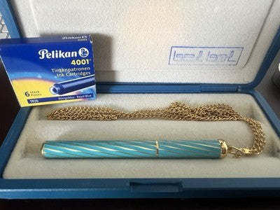 🔴 Penna stilografica collana laccata azzurro spirale dorata con pietra vintage
