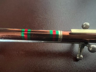 🔴 Gucci Penna a sfera lacca marrone fasce verde rosso clip dorata vintage