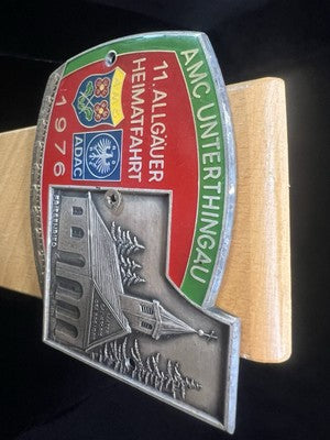 🔴 Badge auto ADAC 1° Allgäuer Heimatfahrt AMC Unterthingau Raduno 1976 vintage